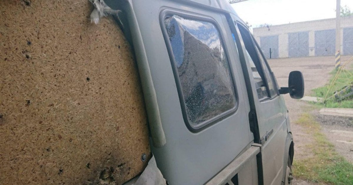 Енергетики ДТЕК потрапили під обстріл під час відновлення електромереж на Донеччині