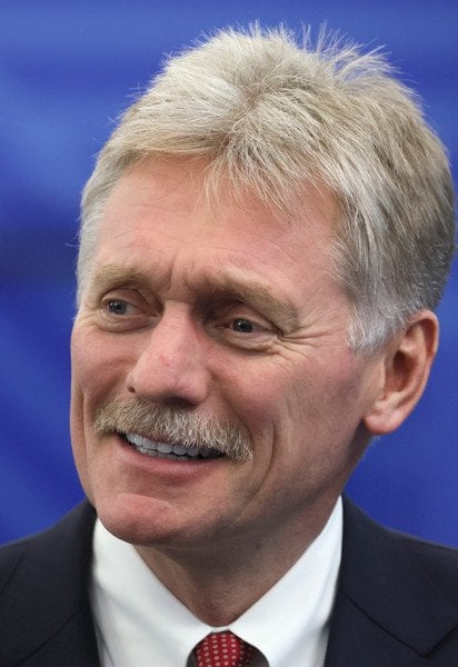 Дмитро Пєсков