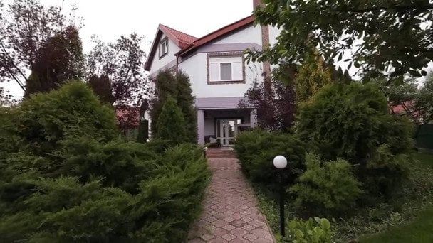 Будинок Яни Глущенко