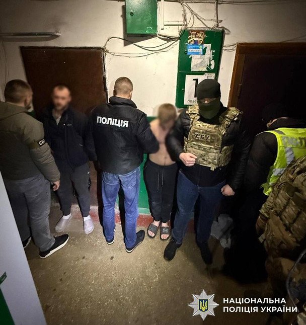 У Києві затримали чоловіків, які влаштували вибухи в Дарницькому районі. / © Національна поліція України