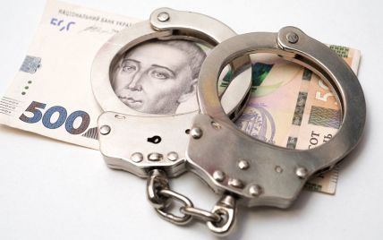 В Киеве на взятке в 35 тыс. гривен задержали следователя полиции