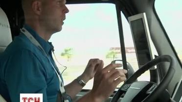 На дорогах США з’явилися фури без водія