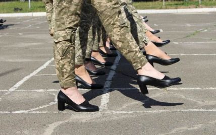 В Україні жінок певних професій зобов’язали стати на військовий облік: кого це стосується