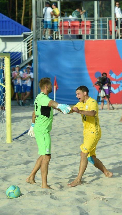 Сборная Украины по пляжному футболу победой стартовала на Европейских играх