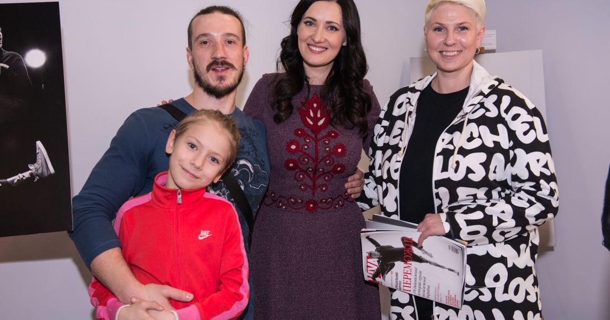 В Киеве состоялось открытие фотовыставки &laquo;Переможці&raquo; / © пресс-служба канала "1+1"