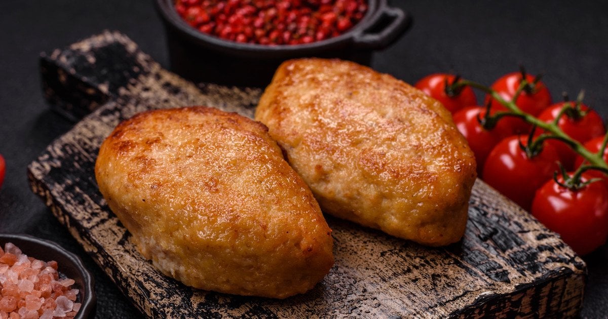 Котлети з картоплею, болгарським перцем і сиром