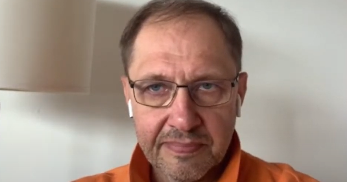 "Ми живемо в країні репресій": відомий російський коментатор - про різницю між Україною та Росією