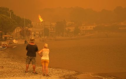 Лісові пожежі не вщухають: досі горить у Греції, Італії та Ізраїлі