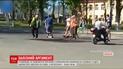 На Буковине коммунальщик черенком лопаты избил прохожего