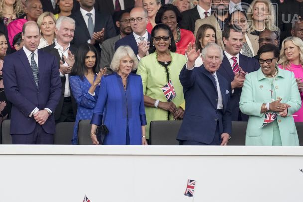 Король Чарльз та королева Камілла на коронаційному концерті / © Associated Press