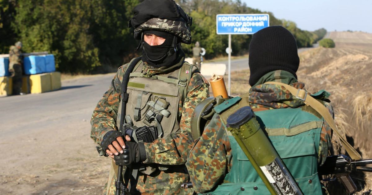 Пункт пропуска "Красная Таловка" располагается на подконтрольной украинским силовикам территории Луганской области