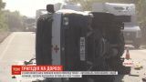 На Николаевщине перевернулся санитарный микроавтобус, водитель погиб