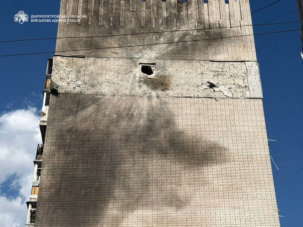 У Дніпрі через російський удар пошкоджені багатоповерхівки Фото Олександр Ганжа.