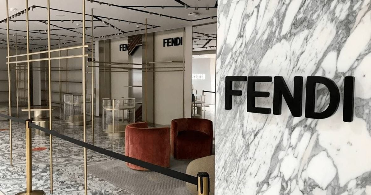 "Делюксеризация": в Сети показали, как выглядит ЦУМ в Москве (видео)