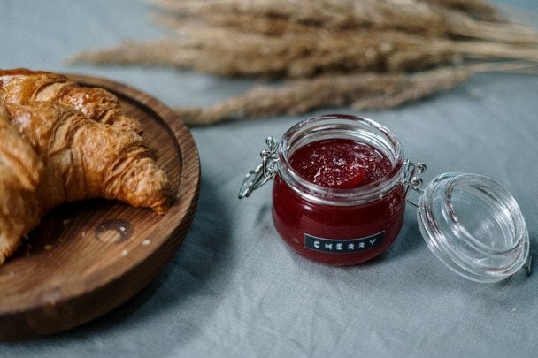 Не лише джем чи варення: приготуйте на зиму смачний вишневий мармелад