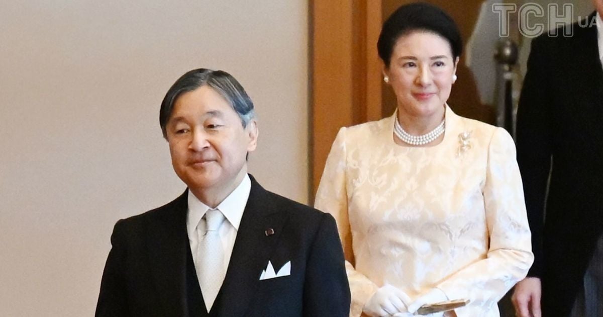 Імператор Нарухіто та імператриця Масако