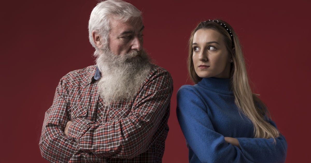 Дочь отомстила отцу за его новую любимую