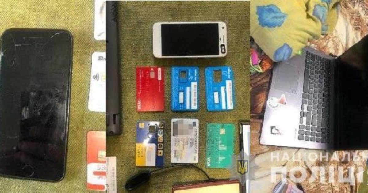 У Києві двоє 19-річних хлопців продавали онлайн неіснуючий брендовий одяг