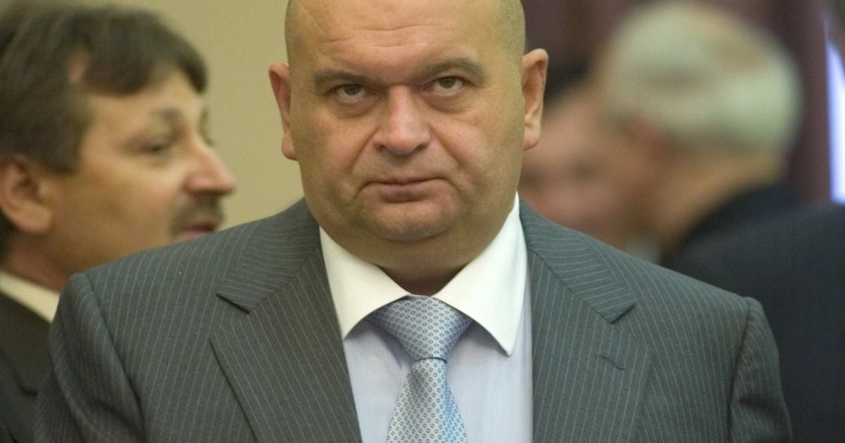 Имущество самого богатого министра из правительства Азарова вернули под арест