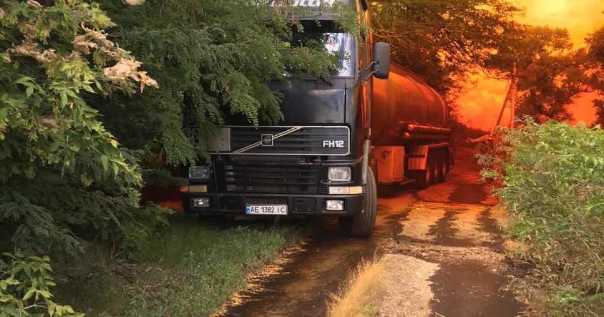 Каустическая сода и известь: в Днепропетровской области справились с последствиями аварии с азотной кислотой