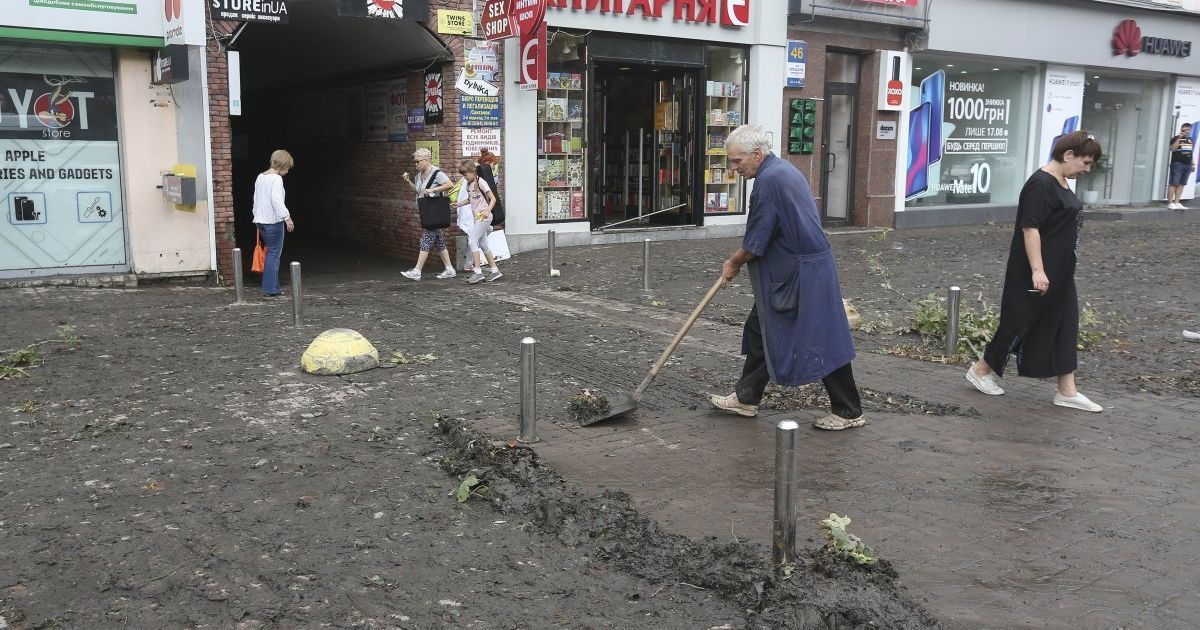 Киев снова может подтопить. Власти предупредили о грозе