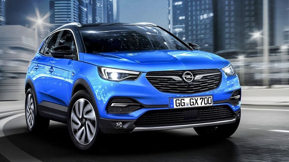 Компас вместо молнии. Opel и Infiniti меняют свои логотипы