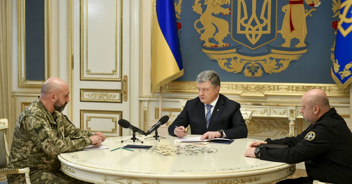 Порошенко доручив перевірити усе керівництво "Укроборонпрому" на поліграфі