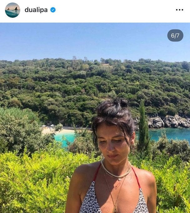 Мама Дуа Ліпи — Анеса Ліпа / © Instagram Дуа Ліпи