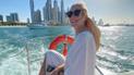 Екатерина Осадчая в купальнике пробежала по волнам моря