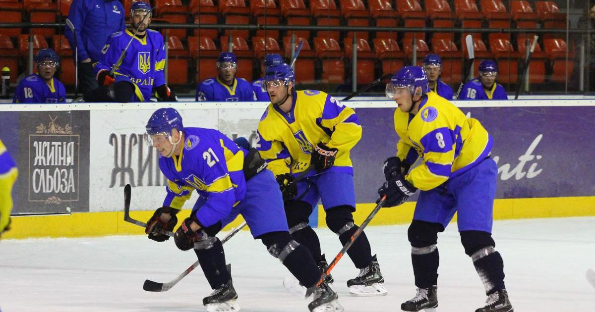Хоккейной сборной Украины пообещали серьезные премиальные за выход в "элиту"
