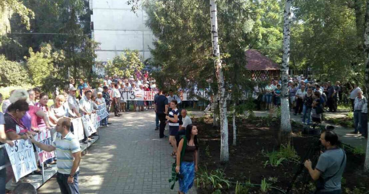 В Харькове суд снял арест со счетов ХТЗ