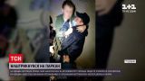 Новини України: в Одеській області врятували хлопчика, який наштрикнувся на металевий прут паркана