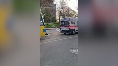 У Києві в салоні трамваю померла жінка