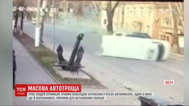 ДТП в Одессе: три человека травмированы, пять автомобилей разбиты