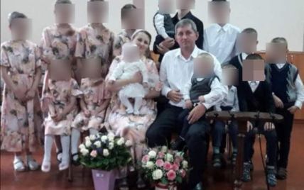 9 сынишек и 7 дочерей: во Львове женщина родила своего 16 ребенка (фото)