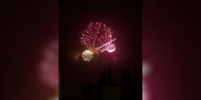 У Києві невідомі запустили салют на Мінському масиві