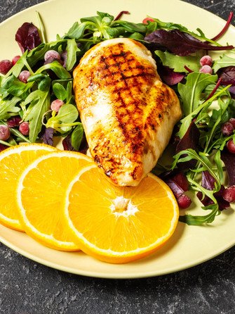 Салат с куриным филе и апельсинами