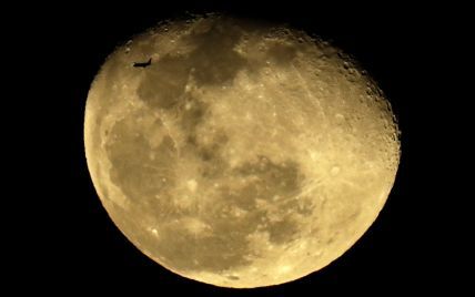 NASA відкладе політ на Місяць: названа причина