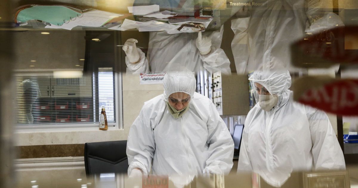 Больницам, что борются против коронавируса, выделили почти 15,8 млрд — Степанов