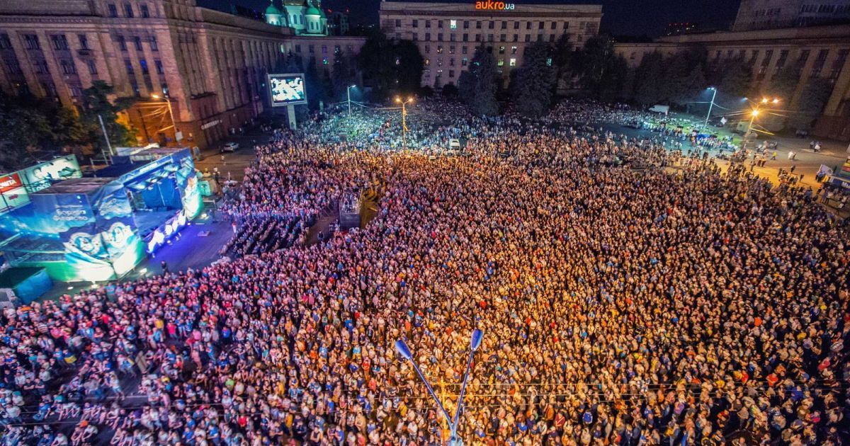 Украинцы поддерживали "Днепр"