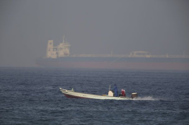 Такое произошло впервые: РФ задержала принадлежащий стране НАТО нефтяной танкер