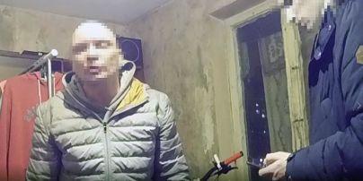 У Києві спіймали чоловіка, який знімав дитяче порно та схиляв до сексу за гроші
