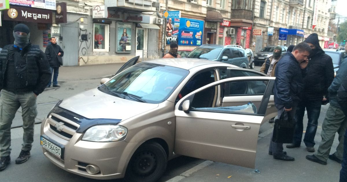 В Киеве СБУ задержала авто с луганскими номерами / © Фото Валерии Ковалинской/ТСН