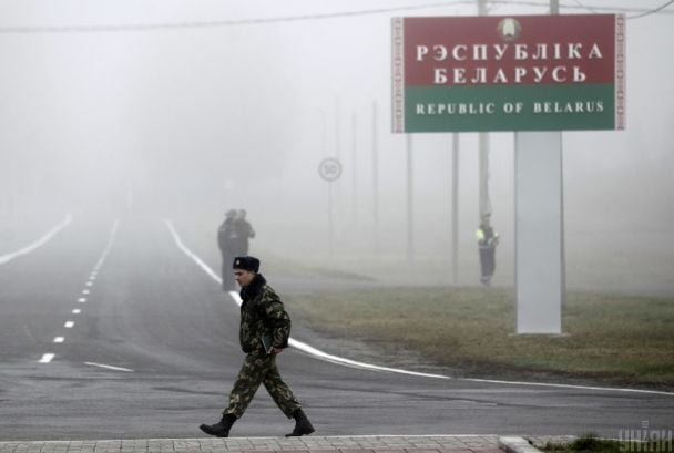 Білорусь стала пасткою для росіян-ухилянтів: їх не випускають за кордон