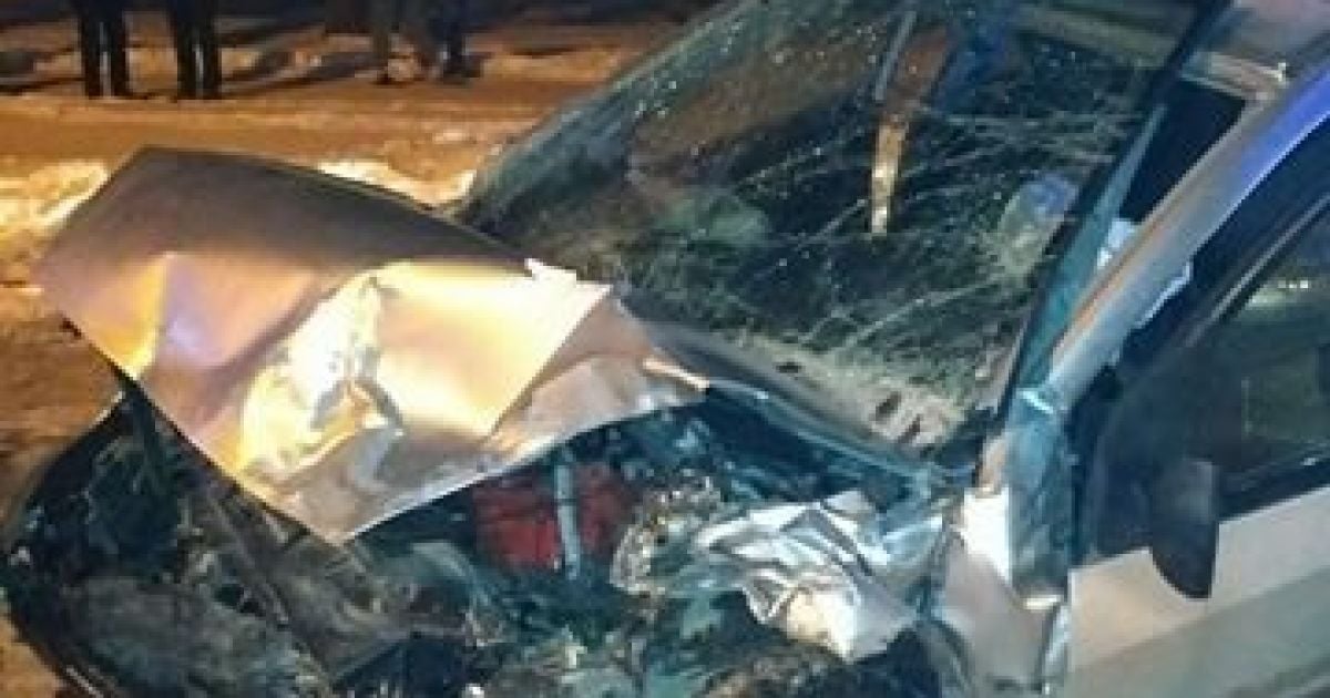 Моторошна ДТП у Львові забрала життя однієї людини, ще двоє отримали травми