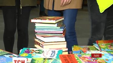 Львівські волонтери передадуть до бібліотек Краматорська україномовну дитячу та художню літературу