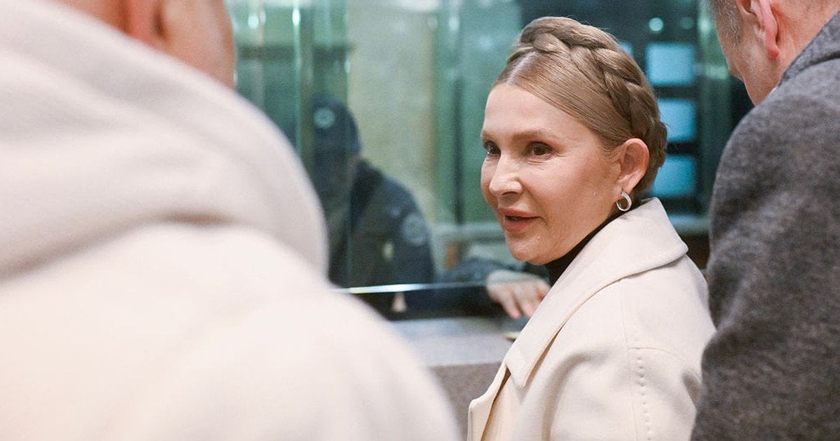 Лідерка «Батьківщини» Юлія Тимошенко перед засіданням суду 16 січня