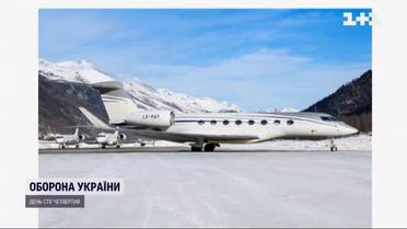 Заарештували два розкішні літаки російського олігарха Абрамовича
