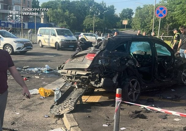 Понівечена автівка, на якій 49-чоловік спичинив смертельну ДТП / © Київська міська прокуратура