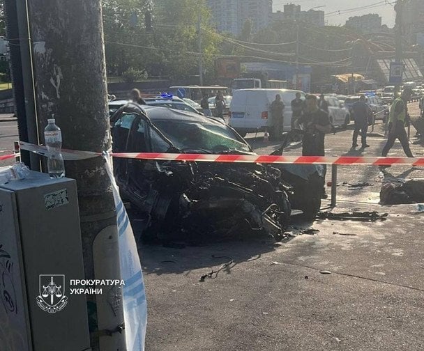 Понівечена автівка, на якій 49-чоловік спичинив смертельну ДТП / © Київська міська прокуратура